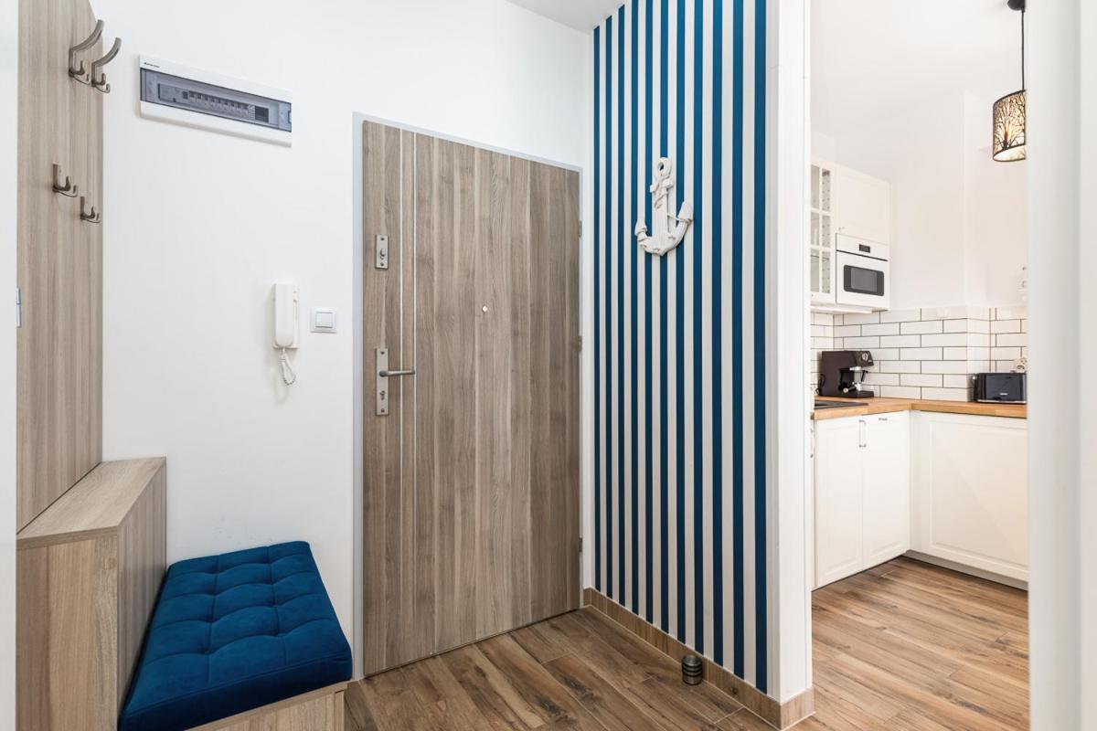 Apartament Holiday 8/25 Ревал Екстериор снимка