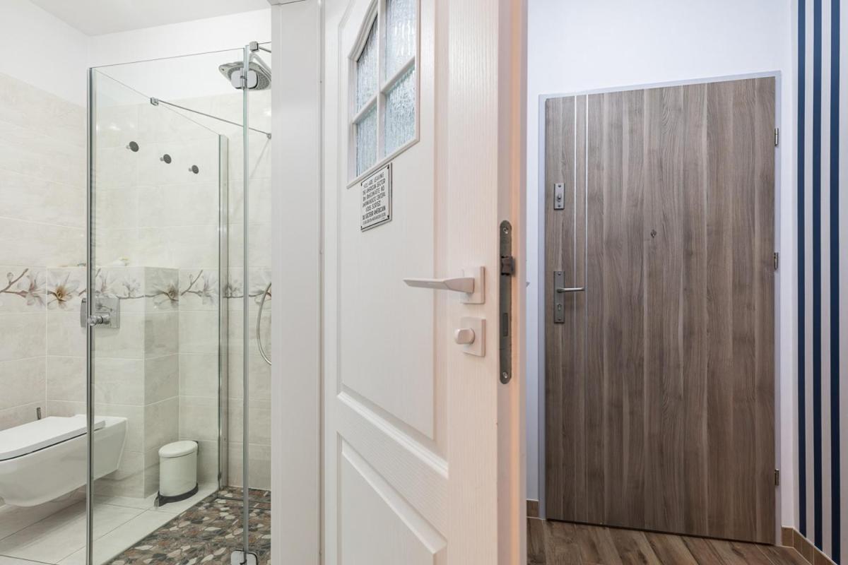 Apartament Holiday 8/25 Ревал Екстериор снимка