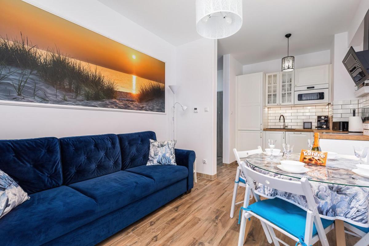 Apartament Holiday 8/25 Ревал Екстериор снимка