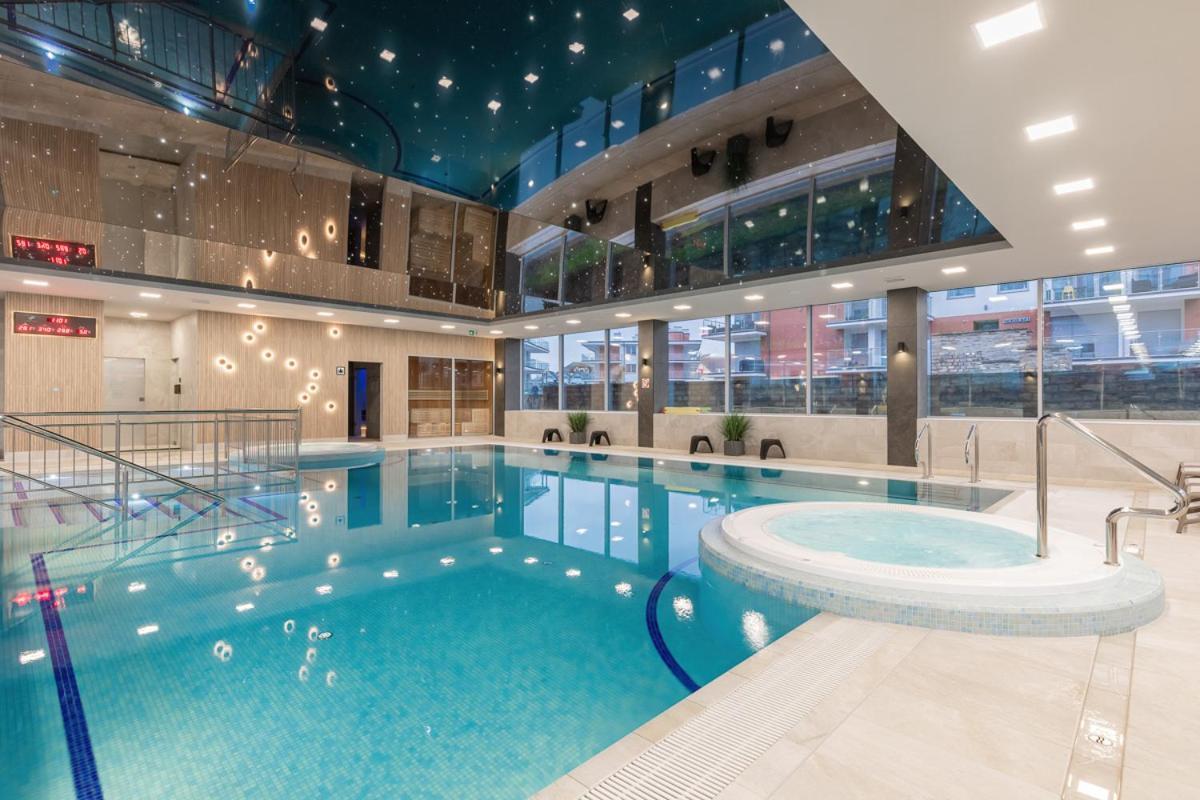 Apartament Holiday 8/25 Ревал Екстериор снимка