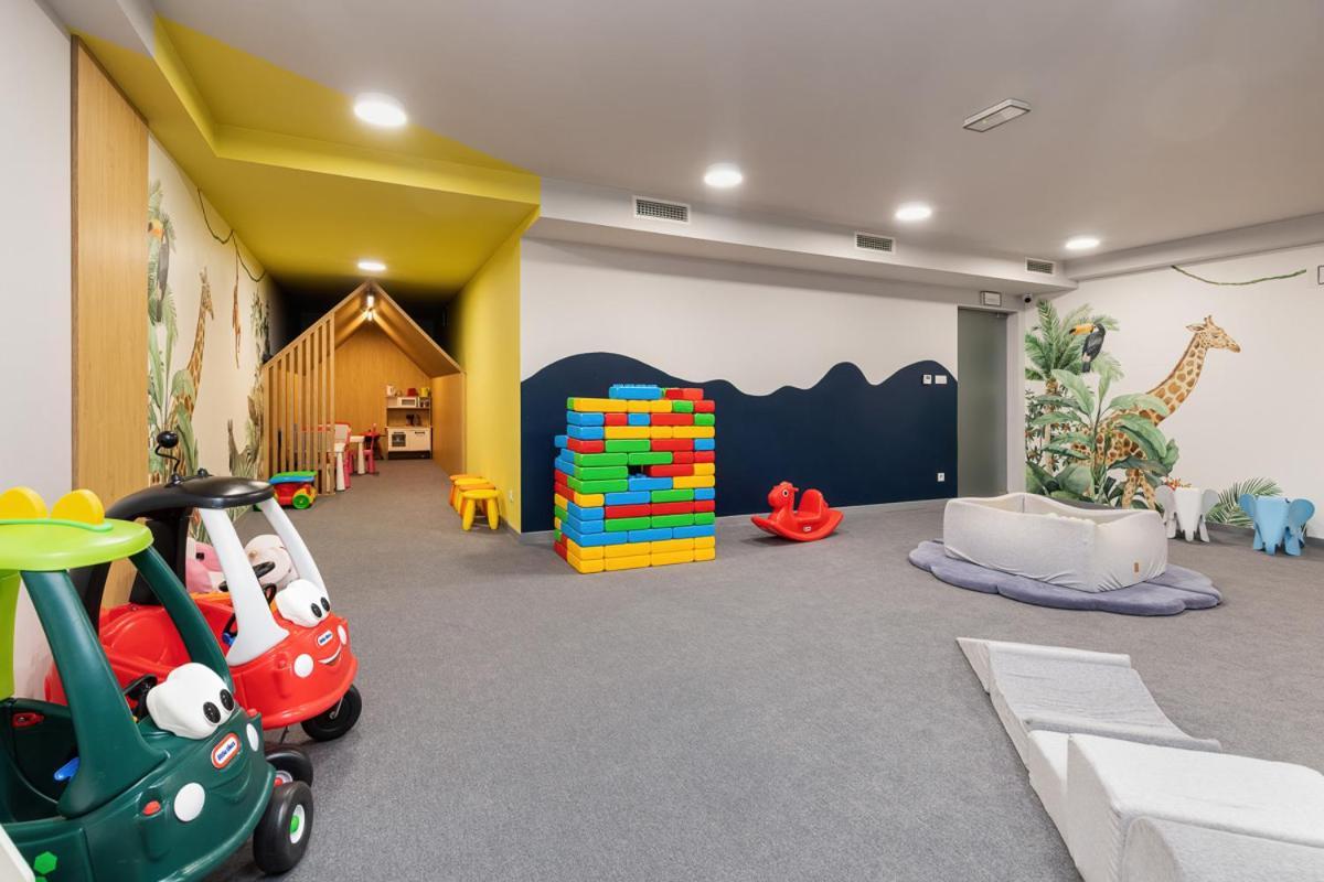 Apartament Holiday 8/25 Ревал Екстериор снимка