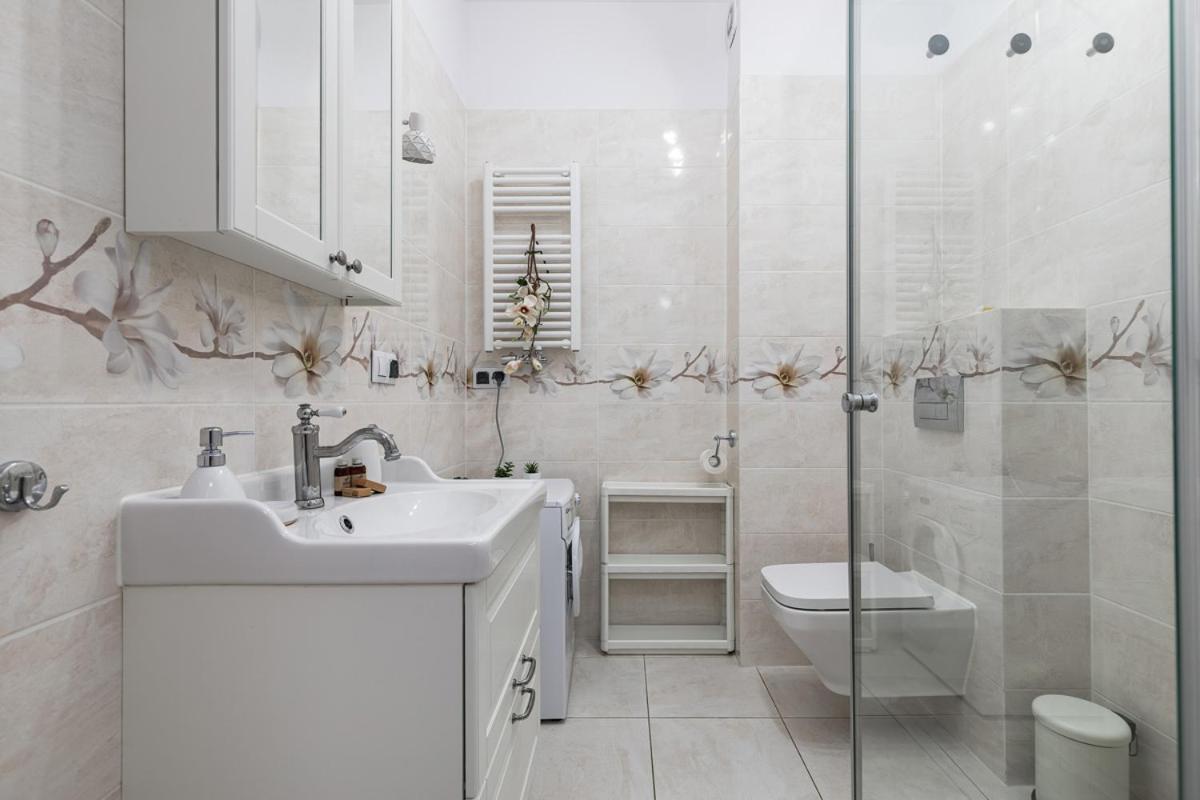 Apartament Holiday 8/25 Ревал Екстериор снимка