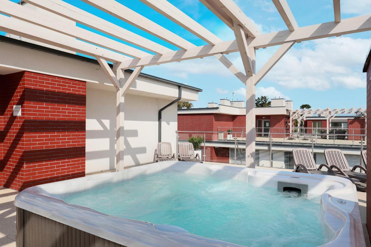 Apartament Holiday 8/25 Ревал Екстериор снимка