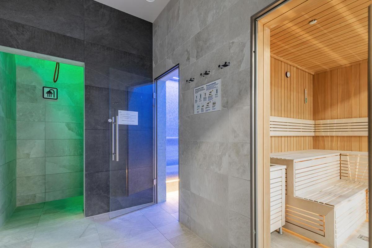Apartament Holiday 8/25 Ревал Екстериор снимка